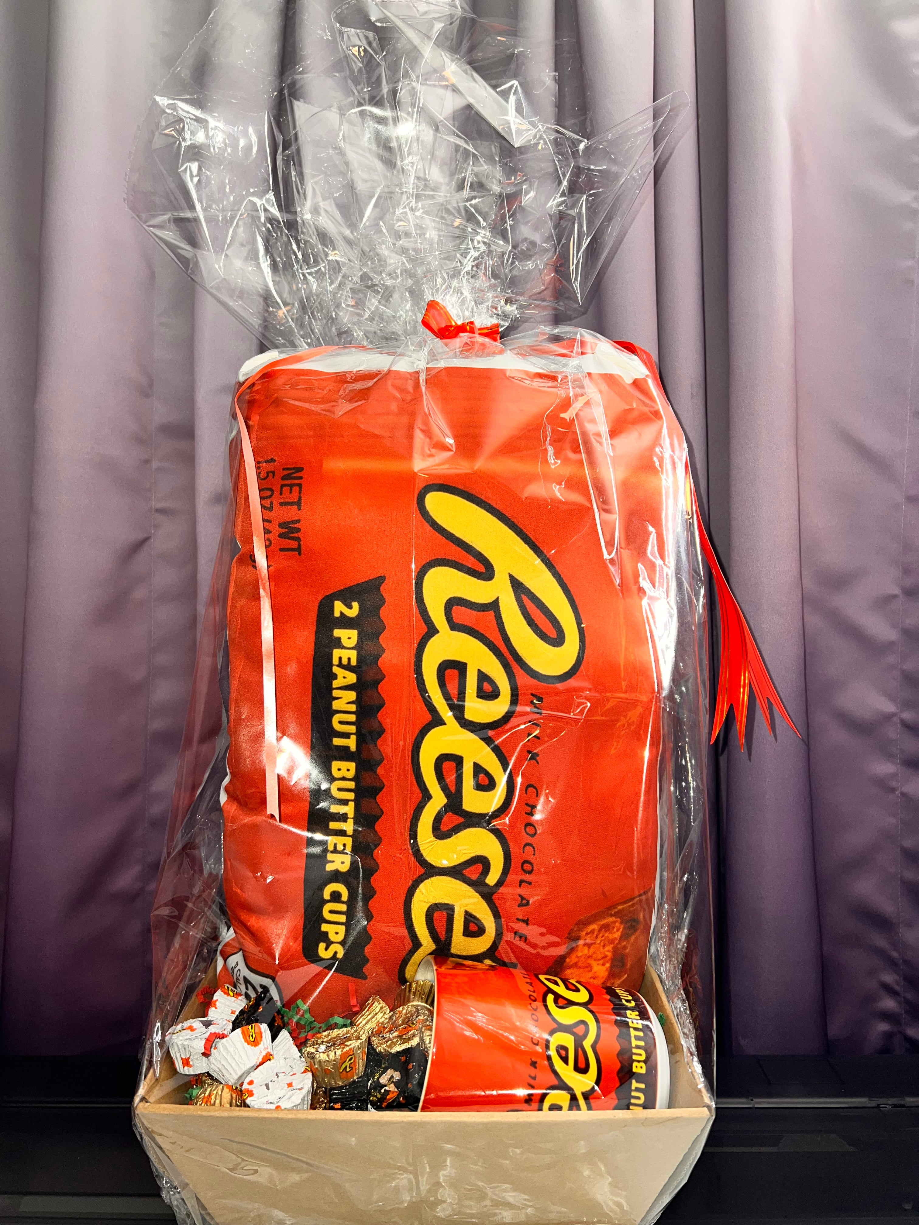 Reese’s Peanut Butter Cups Gift Set