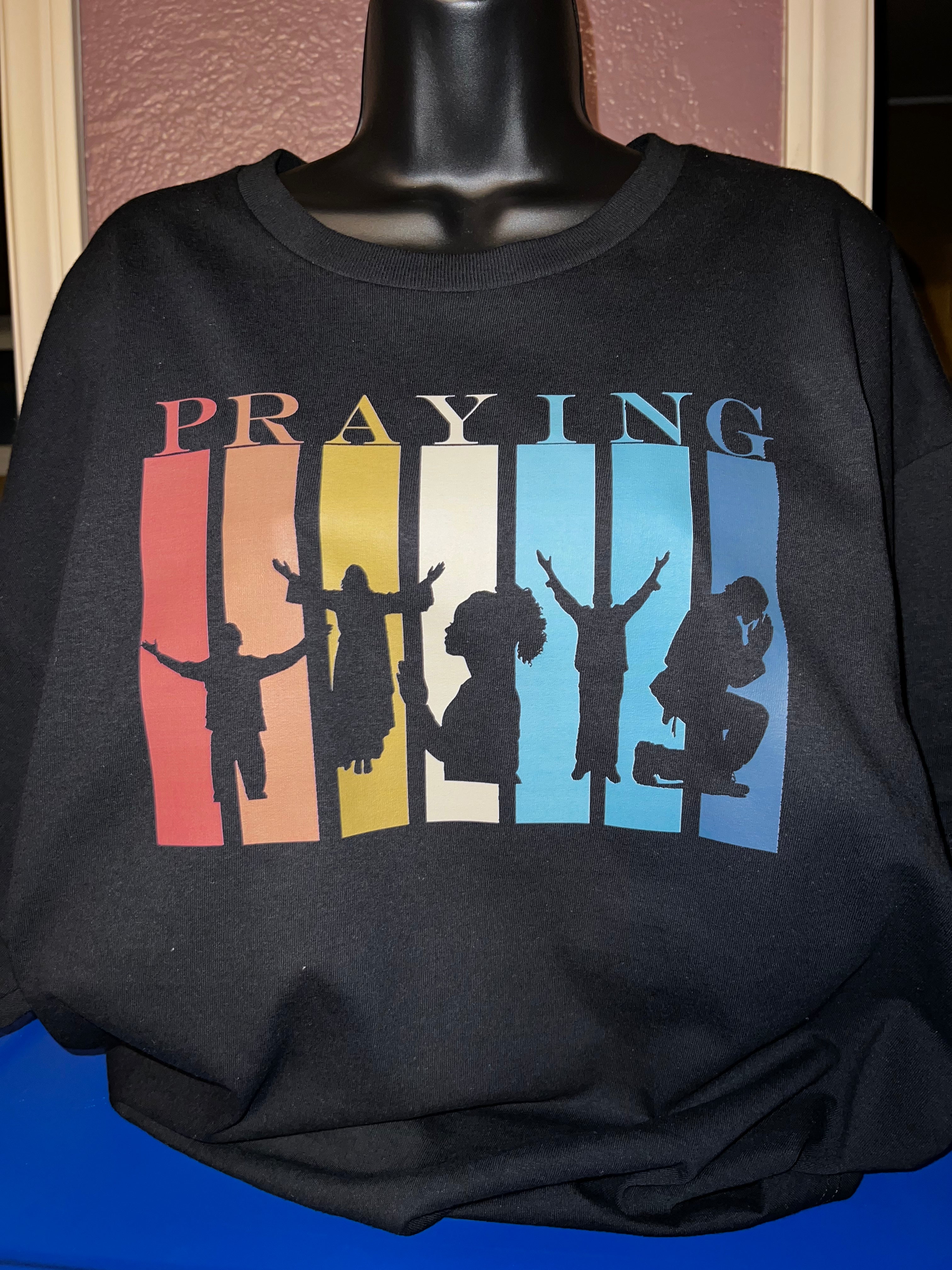 T-shirt with PRAYING Design