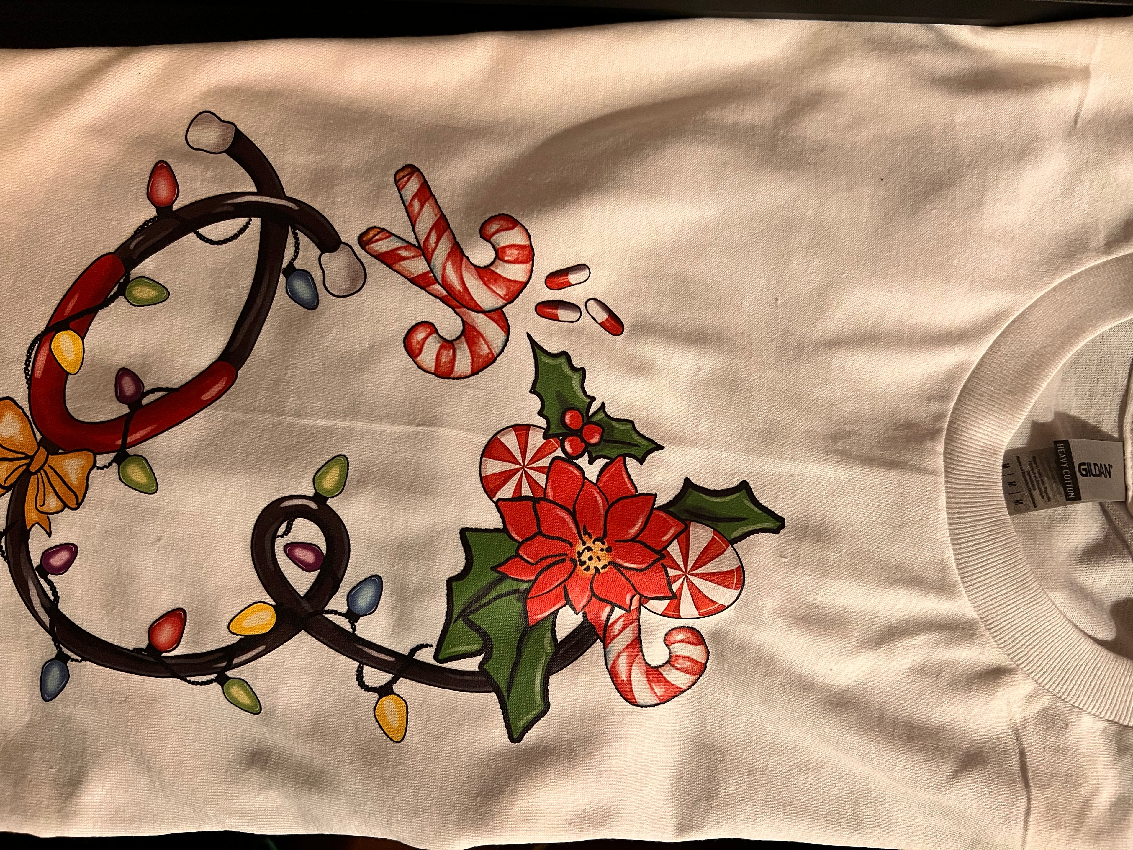 T-Shirt with festive Christmas stethoscope Design
