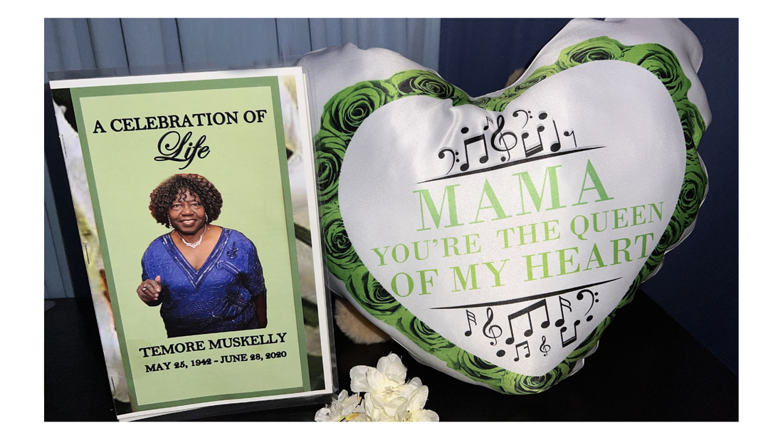 Musical Heart Shaped Pillow "Mama You&