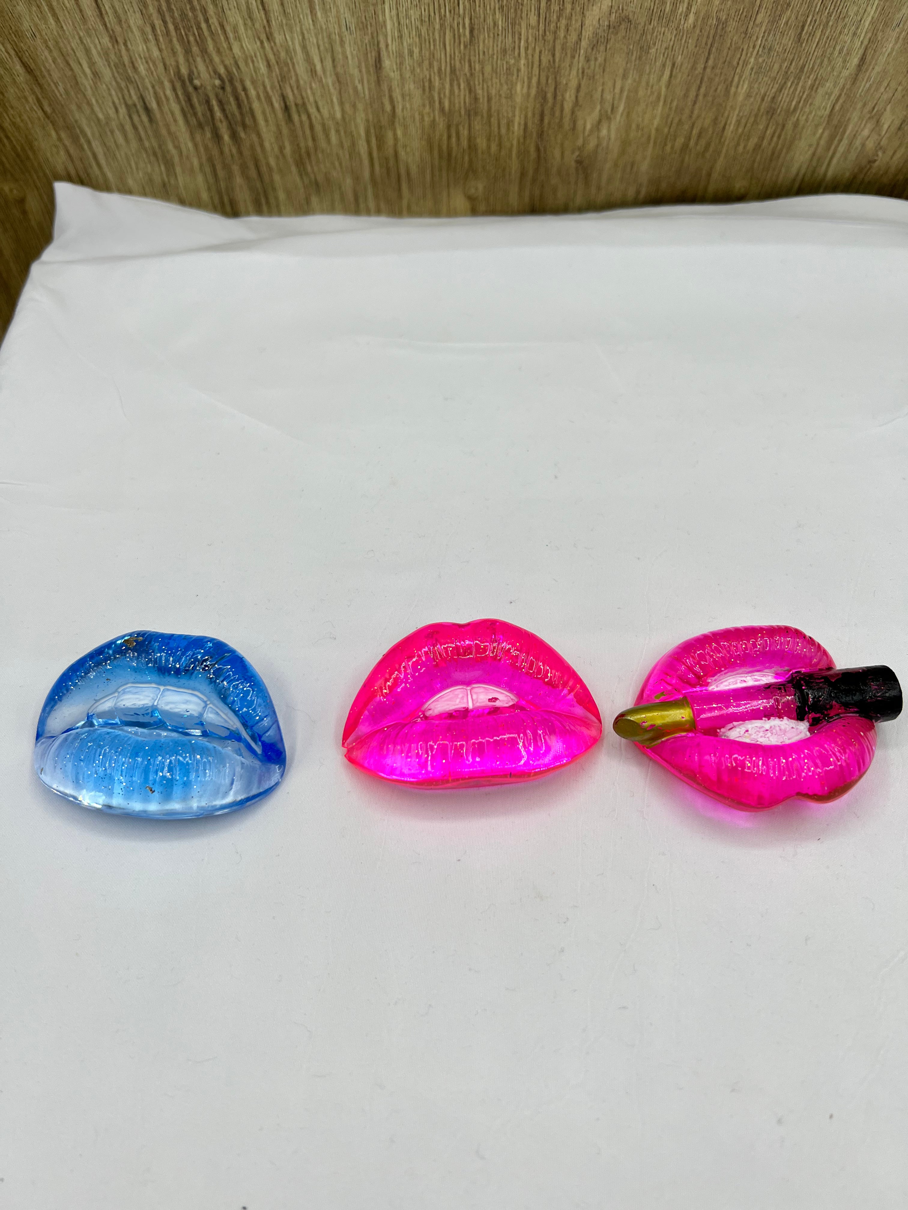 Resin Lips