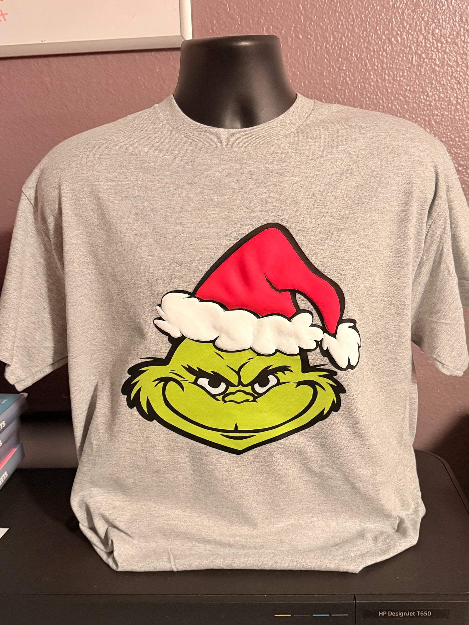 T-Shirt with 3D Puff Vinyl Grinch Design For Kids